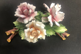 Vintage Nuova Capodimonte Italian decorative porcelain 3 roses