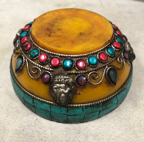 Tibetan Buddhist Bowl Inlaid with brass gemstones and turquoise