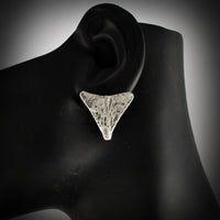 Mummy's Bundle "ARROW POINT EARRINGS"